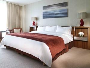 2 bed Room in Fairmont Grand Hotel, Geneva